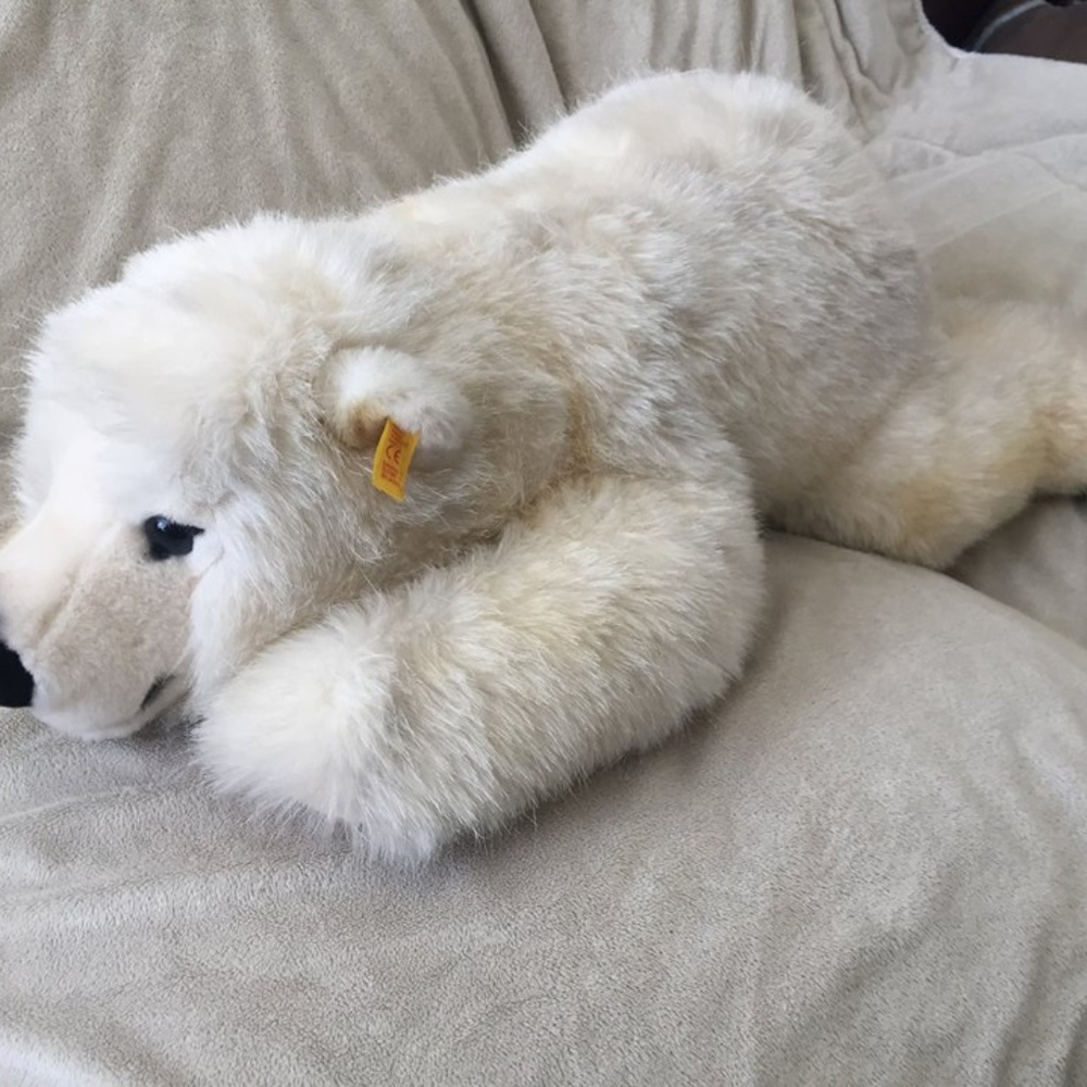 Steiff Laying Down White Fluffy Bear